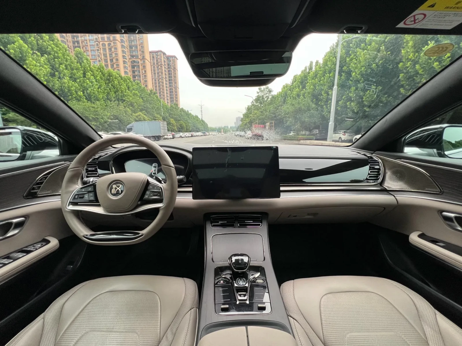 BYD HAN 610km Range / HUD / 360 Camera, снимка 5 - Автомобили и джипове - 55114576