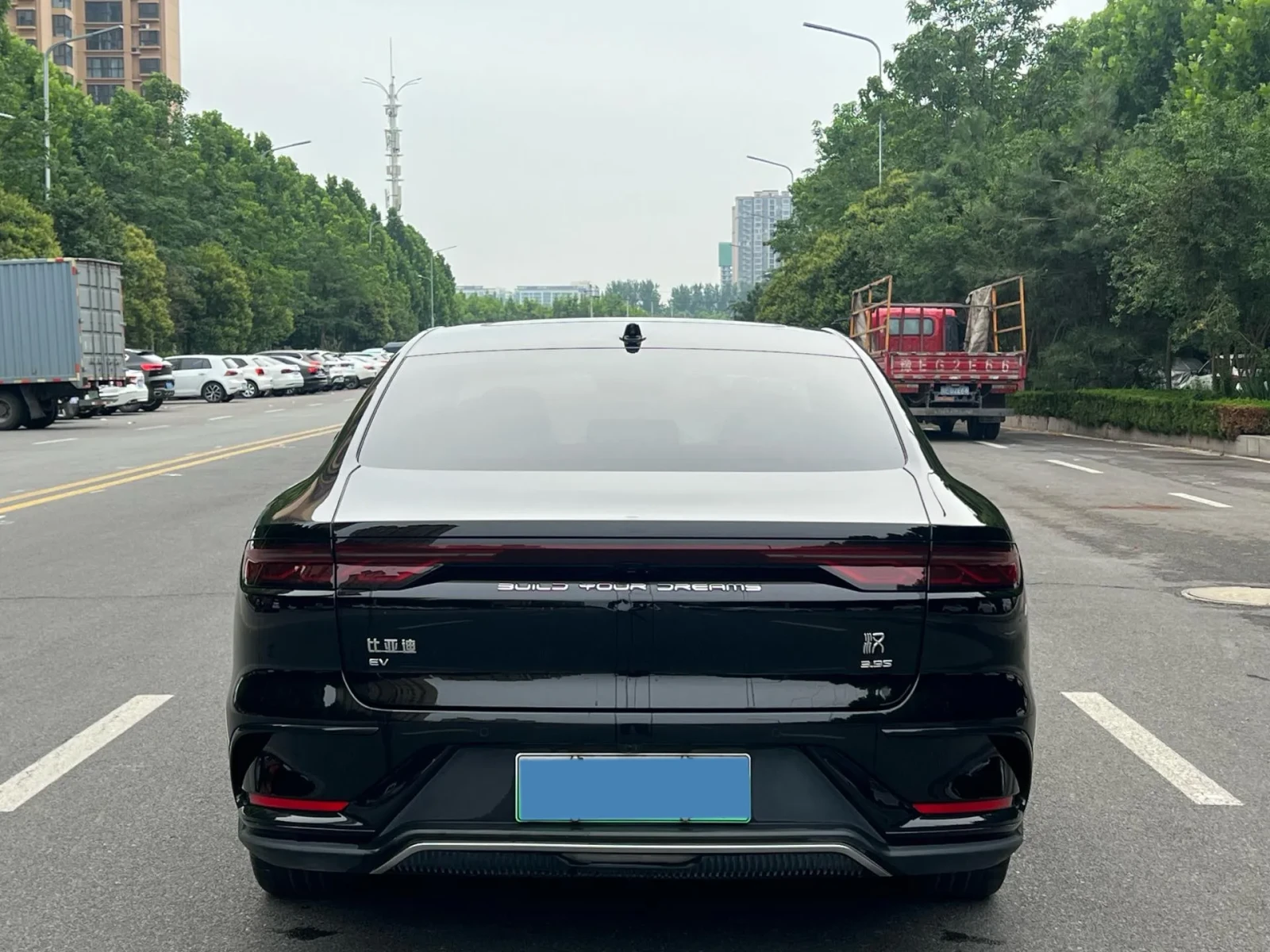 BYD HAN 610km Range / HUD / 360 Camera, снимка 8 - Автомобили и джипове - 55114576