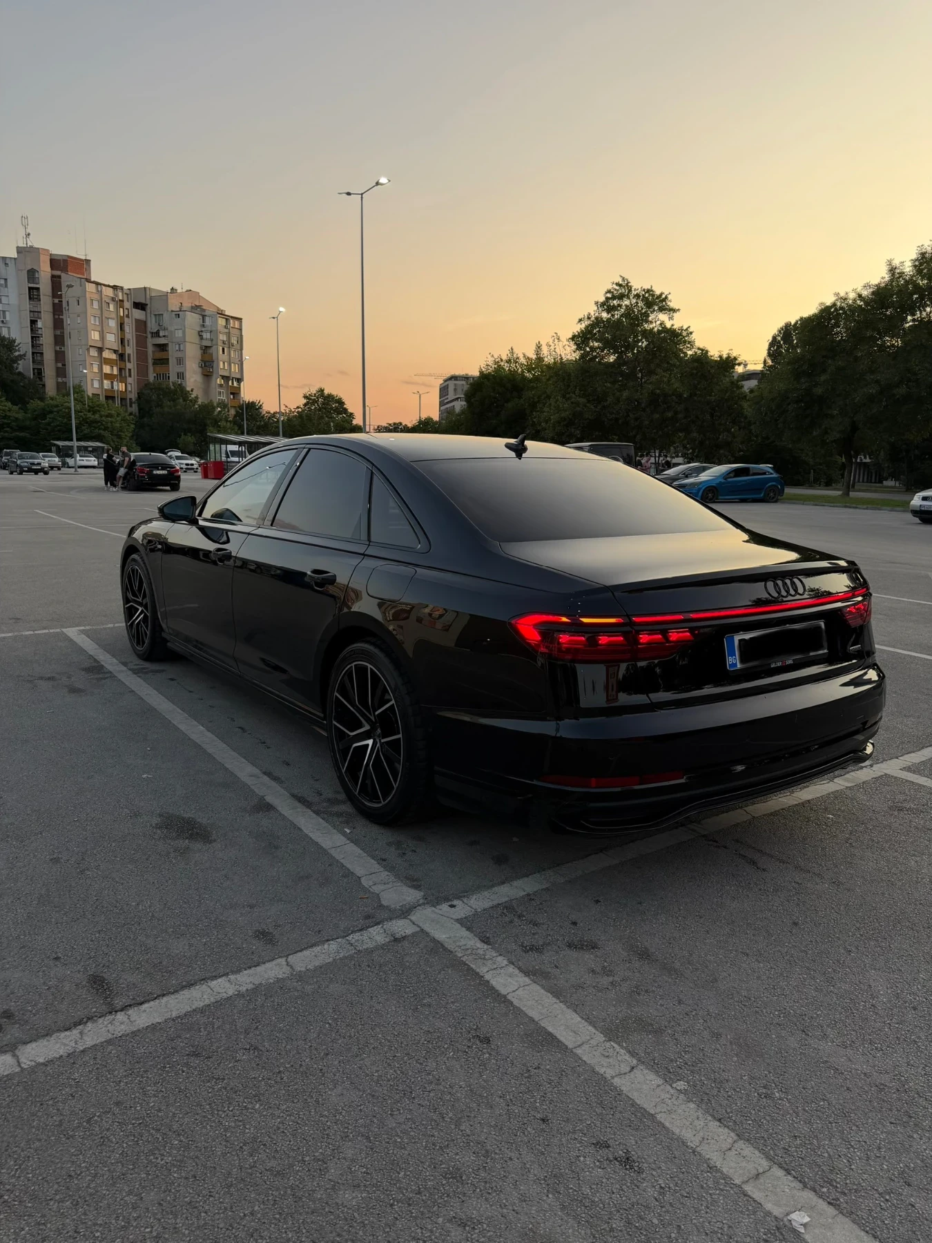 Audi A8 60 TFSIe, снимка 6 - Автомобили и джипове - 55252510