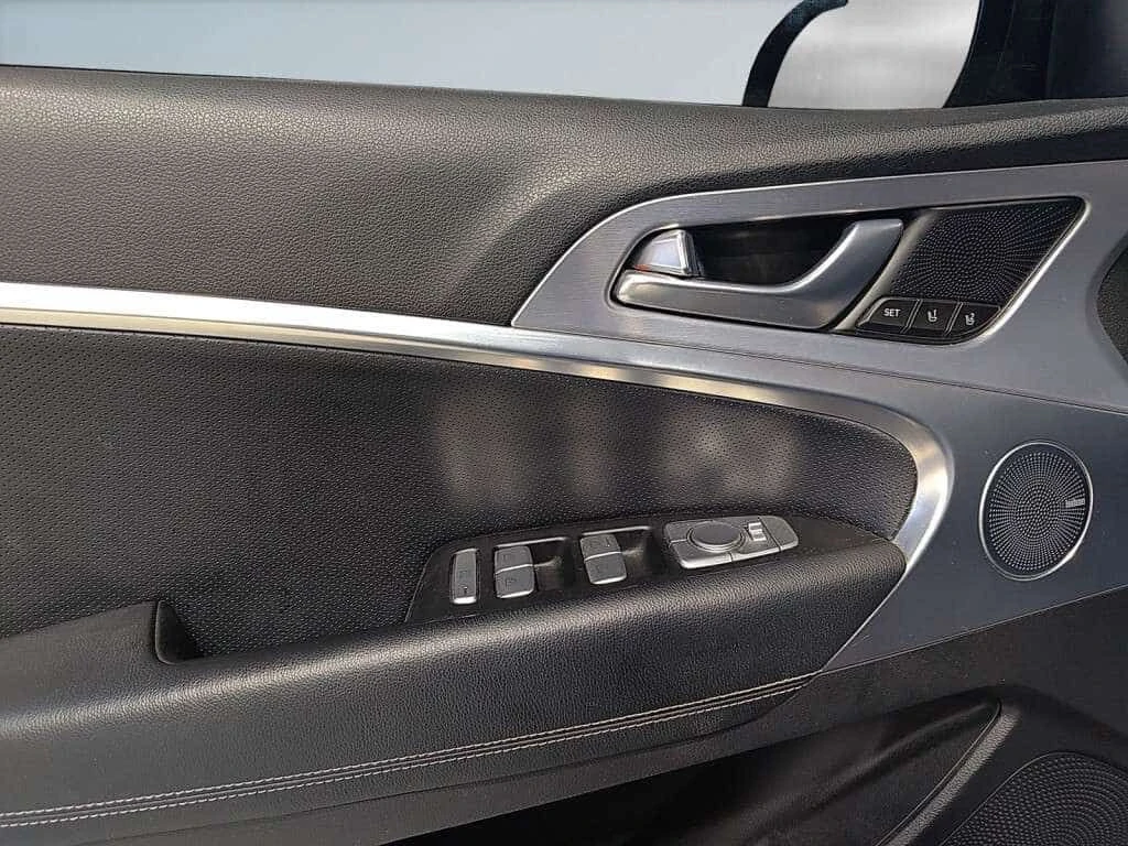 Genesis G70 * 2.0T Advanced AWD | Leather | NAVI | Apple CarPl | Mobile.bg � ����������� 8