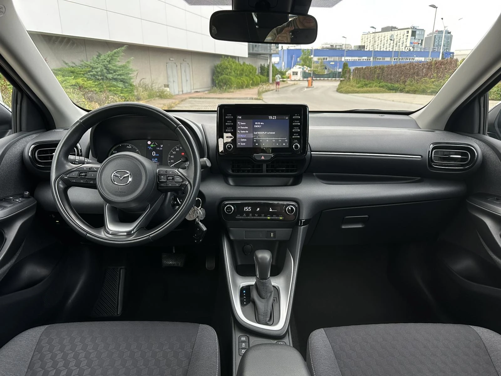 Mazda 2 1.5HYBRID/92hp/AUTOMATIC, снимка 13 - Автомобили и джипове - 55371767