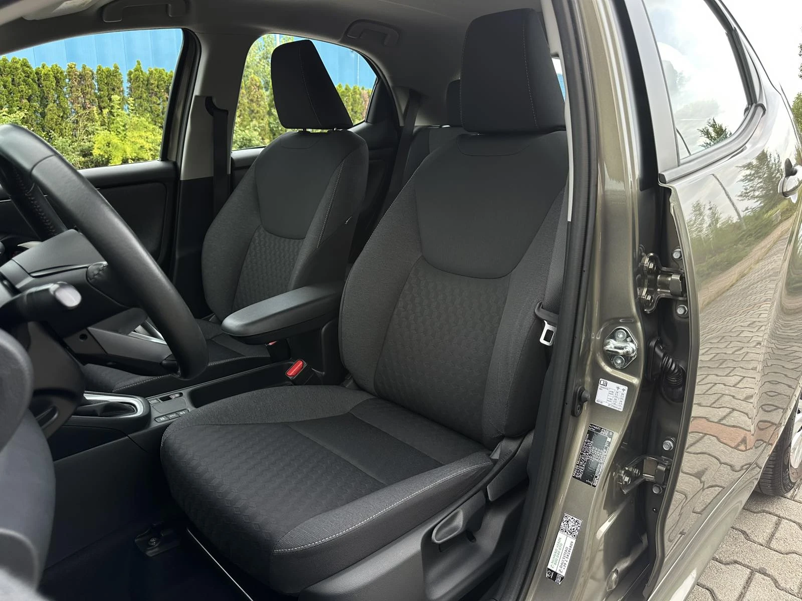 Mazda 2 1.5HYBRID/92hp/AUTOMATIC, снимка 9 - Автомобили и джипове - 55371767