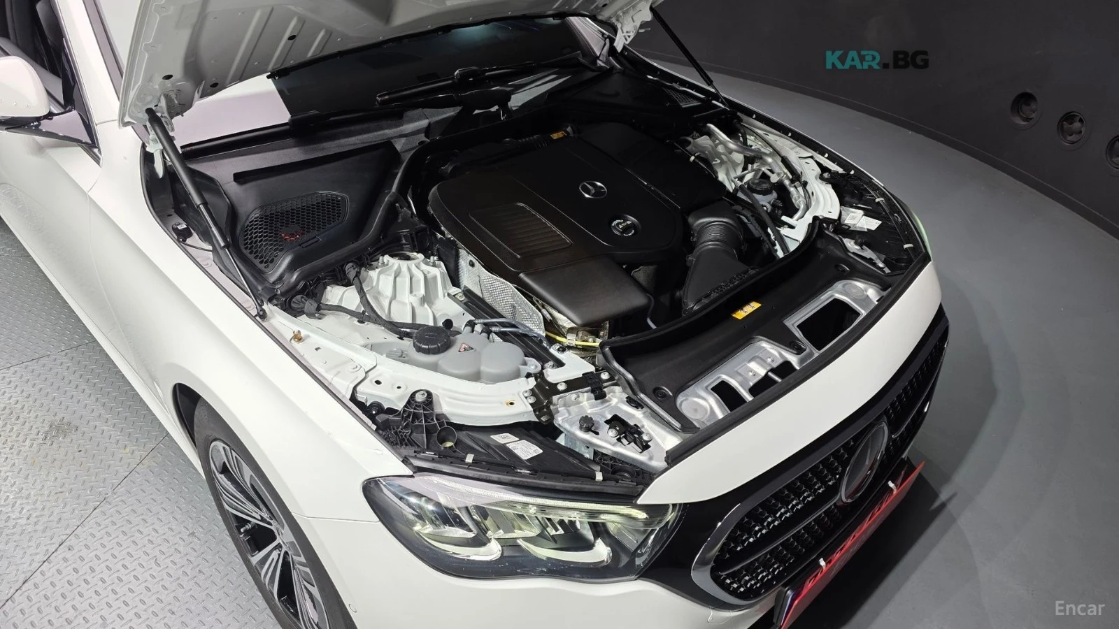 Mercedes-Benz E 200 ���������* �����* ���������* 4 ��������* 360 ��� | Mobile.bg � ����������� 6
