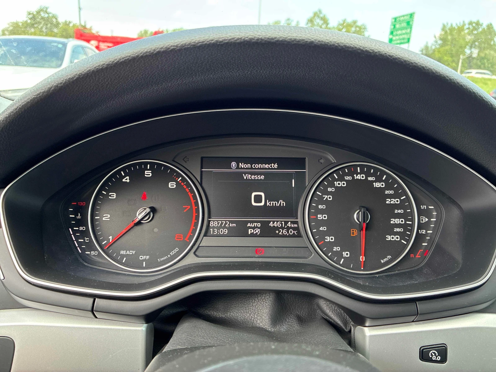 Audi A4  Komfort / CARFAX / АВТОКРЕДИТ , снимка 8 - Автомобили и джипове - 55842246