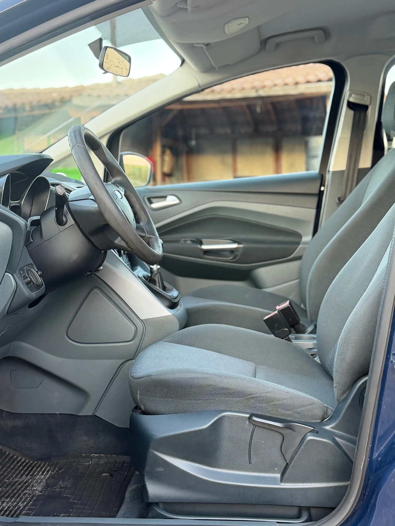Ford Grand C-Max 100 к.с * Бензин, снимка 9 - Автомобили и джипове - 55947812