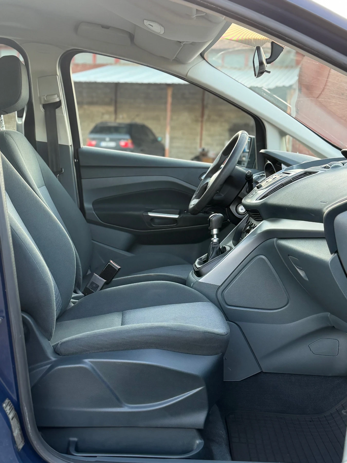 Ford Grand C-Max 100 к.с * Бензин, снимка 11 - Автомобили и джипове - 55947812