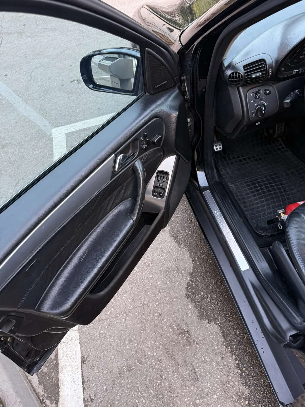 Mercedes-Benz C 270, снимка 15 - Автомобили и джипове - 55972722