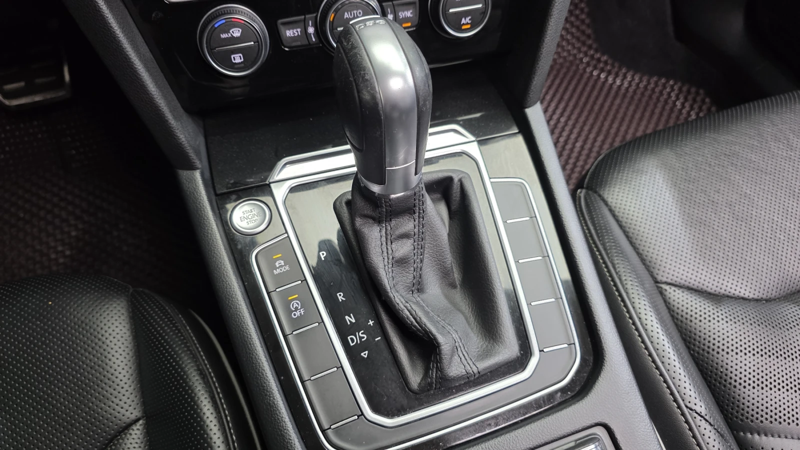VW Arteon 2.0 TDI* BLIND SPOT* ЕЛ. БАГАЖНИК* ЛЮК* КРАЙНА ЦЕН, снимка 9 - Автомобили и джипове - 55983902