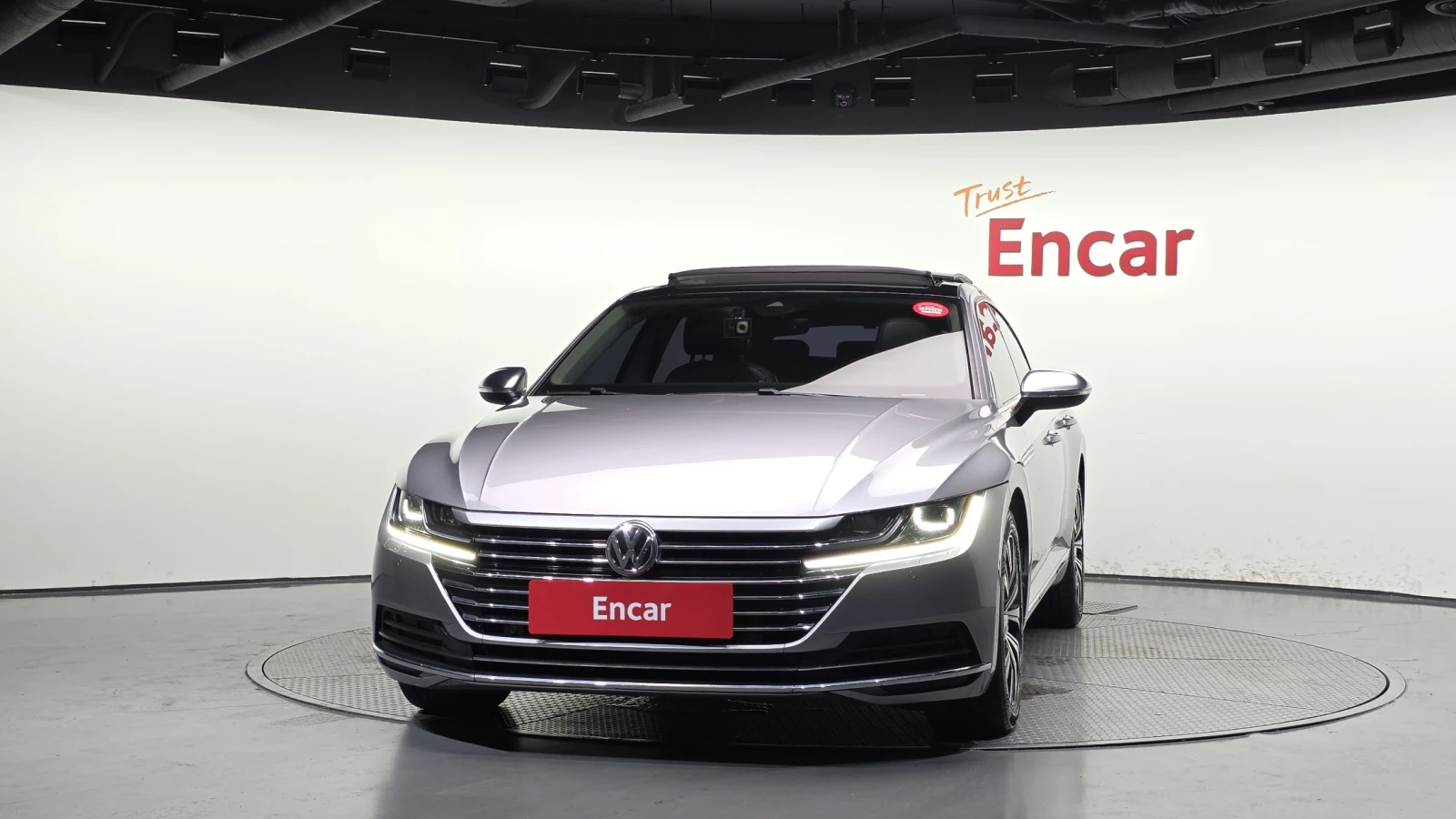 VW Arteon 2.0 TDI* BLIND SPOT* ЕЛ. БАГАЖНИК* ЛЮК* КРАЙНА ЦЕН, снимка 3 - Автомобили и джипове - 55983902