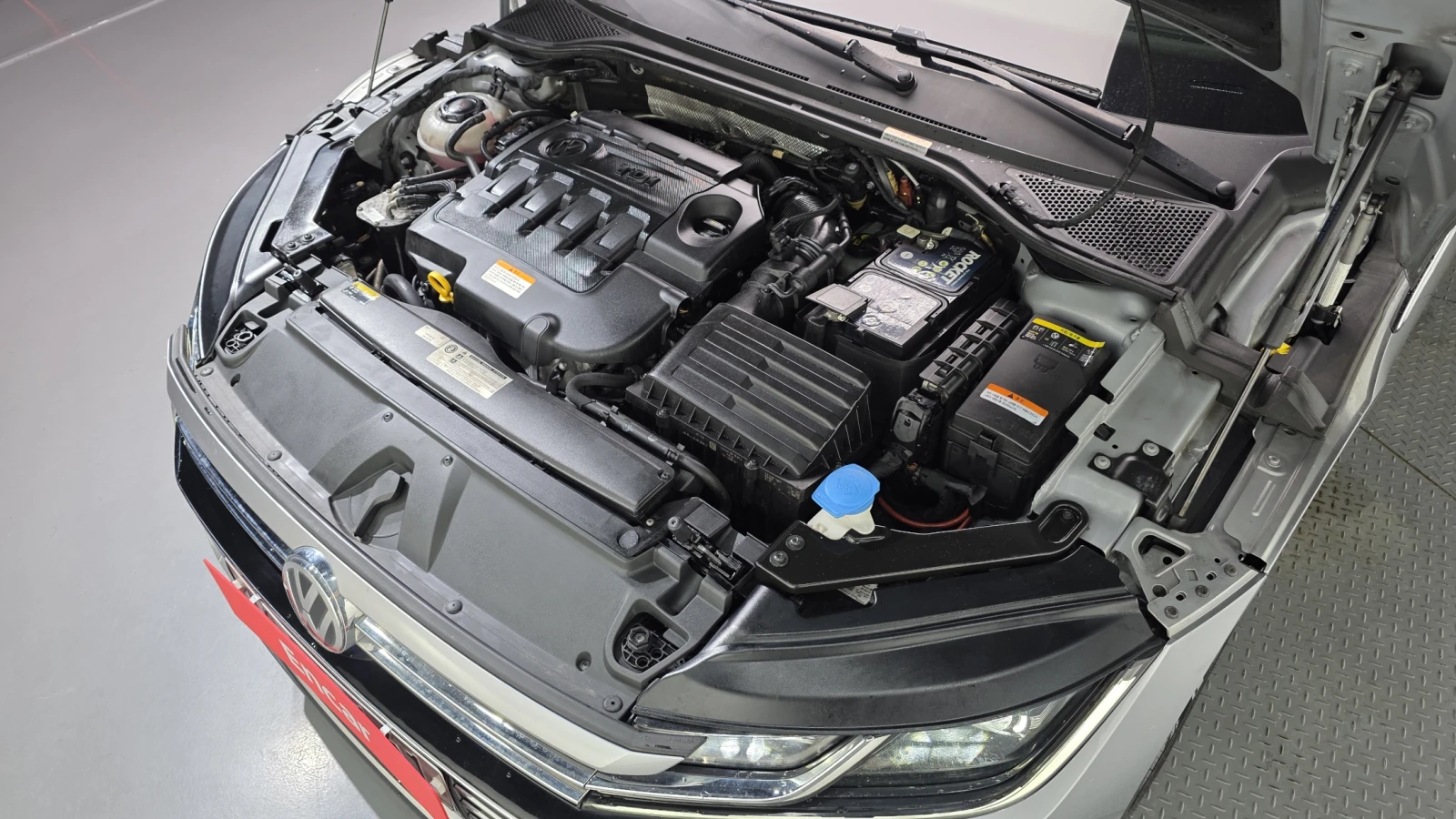 VW Arteon 2.0 TDI* BLIND SPOT* ЕЛ. БАГАЖНИК* ЛЮК* КРАЙНА ЦЕН, снимка 6 - Автомобили и джипове - 55983902