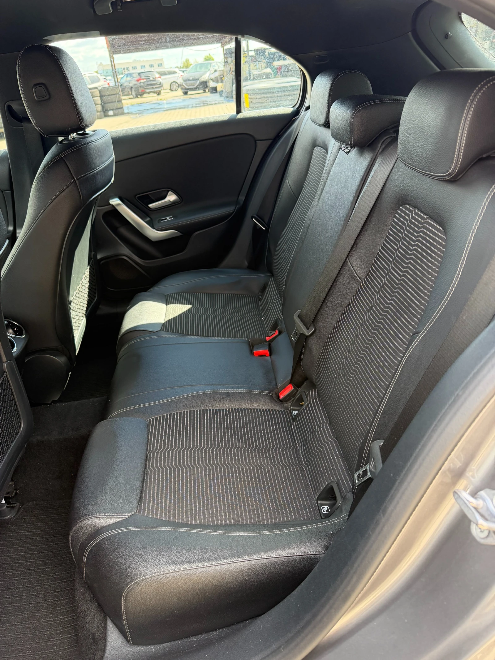 Mercedes-Benz A 180 CDI AVTOMAT/NAVI/KAMERA/KOJA EURO 6, снимка 10 - Автомобили и джипове - 56213376