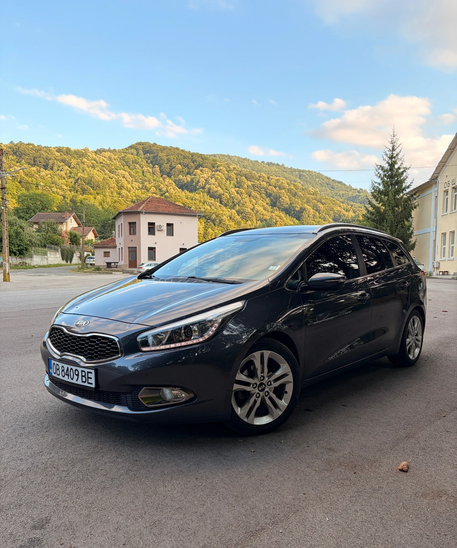 Kia Ceed 1.6GDi Business, снимка 3 - Автомобили и джипове - 56584585