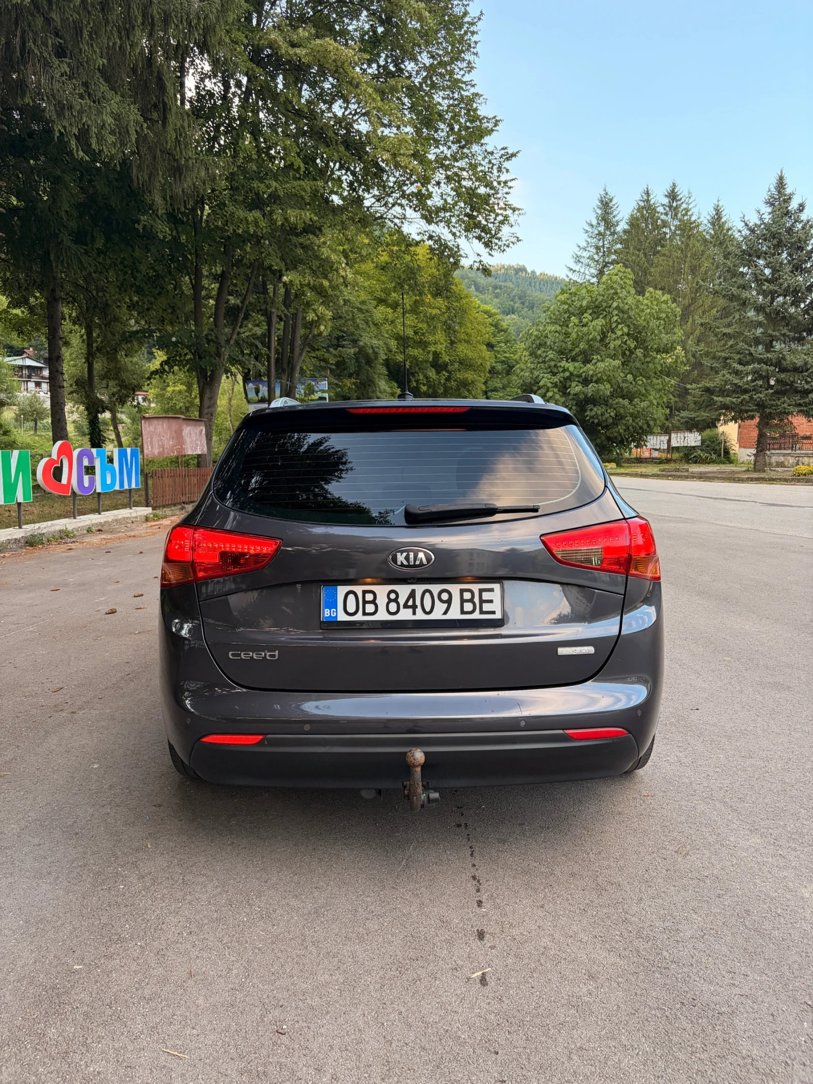 Kia Ceed 1.6GDi Business, снимка 8 - Автомобили и джипове - 56584585