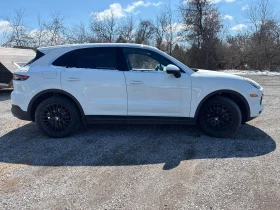 Porsche Cayenne AWD * * CARFAX * * АВТО КРЕДИТ * * , снимка 3