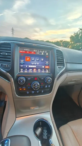 Jeep Grand cherokee 5.7 HEMI * OVERLAND* FULL MAX * КРАЙНА ЦЕНА* , снимка 10