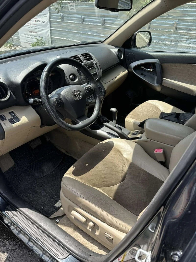 Toyota Rav4, снимка 5 - Автомобили и джипове - 47419763