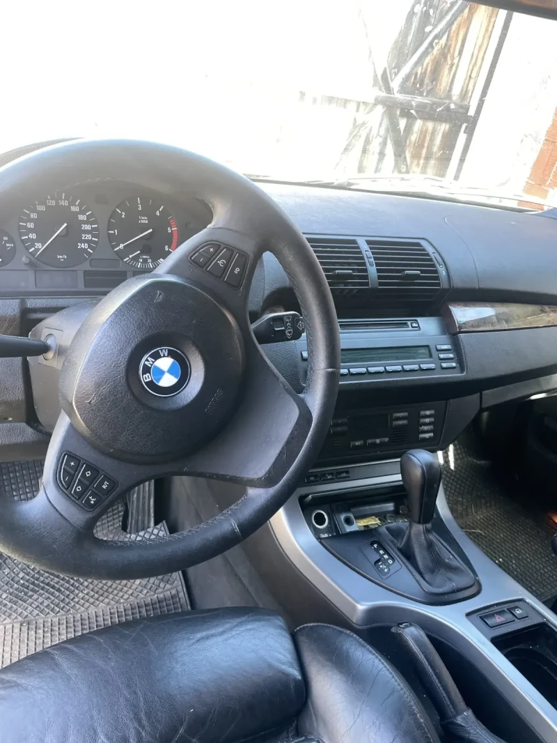 BMW X5, снимка 5 - Автомобили и джипове - 48309856