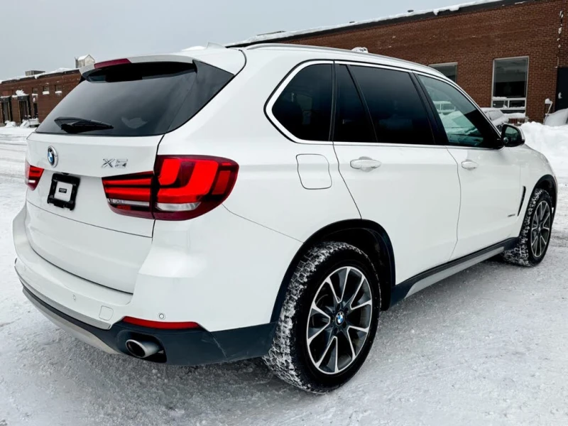 BMW X5 xDrive35i * Пано* Harman/Kardon* 360* Подгрев* Вак, снимка 4 - Автомобили и джипове - 53176140