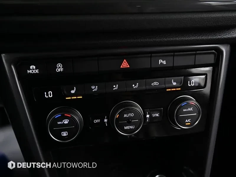VW T-Roc 2.0 TDI PRESTIGE, снимка 17 - Автомобили и джипове - 55720667