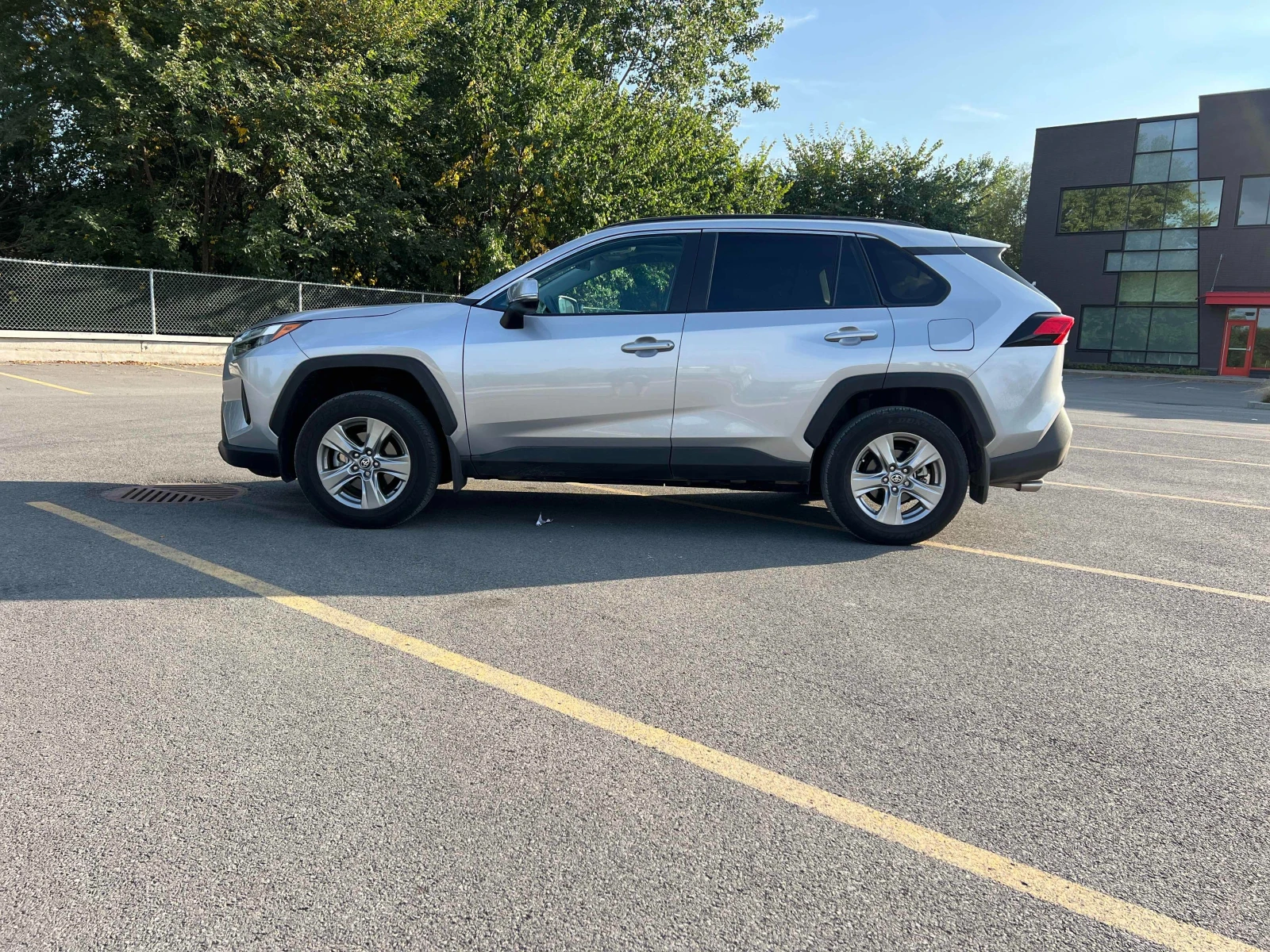 Toyota Rav4 CARFAX * * АВТО КРЕДИТ * *  - изображение 3