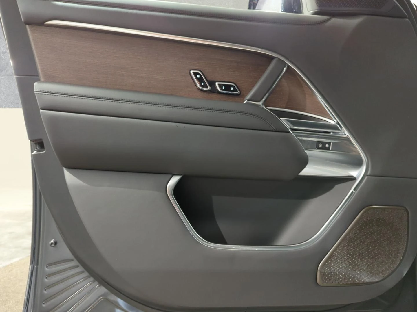 Land Rover Range rover P530 AUTOBIOGRAPHY/MERIDIAN/PANO/HEADUP/360/SHADOW - изображение 10