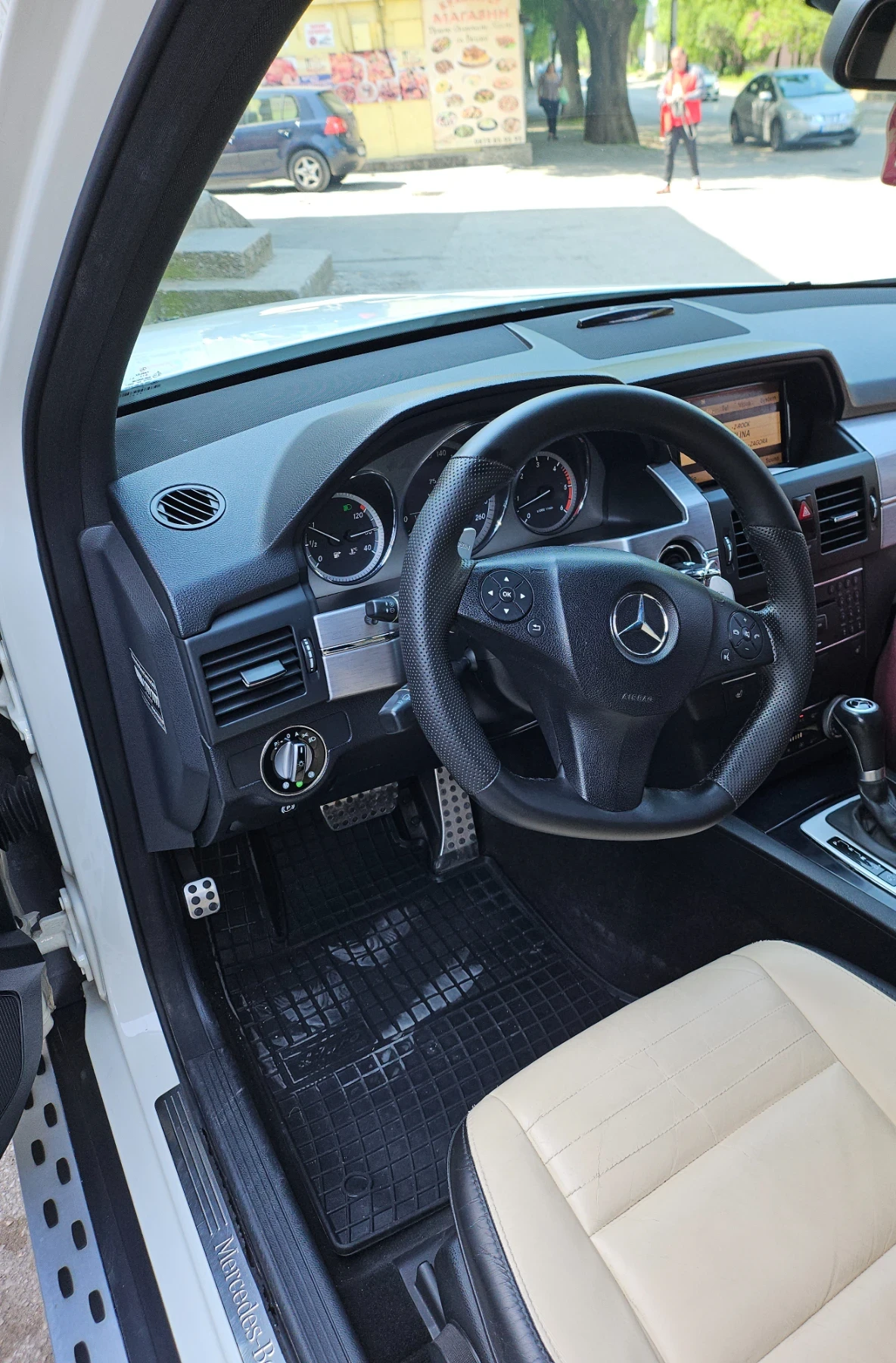 Mercedes-Benz GLK  - изображение 8