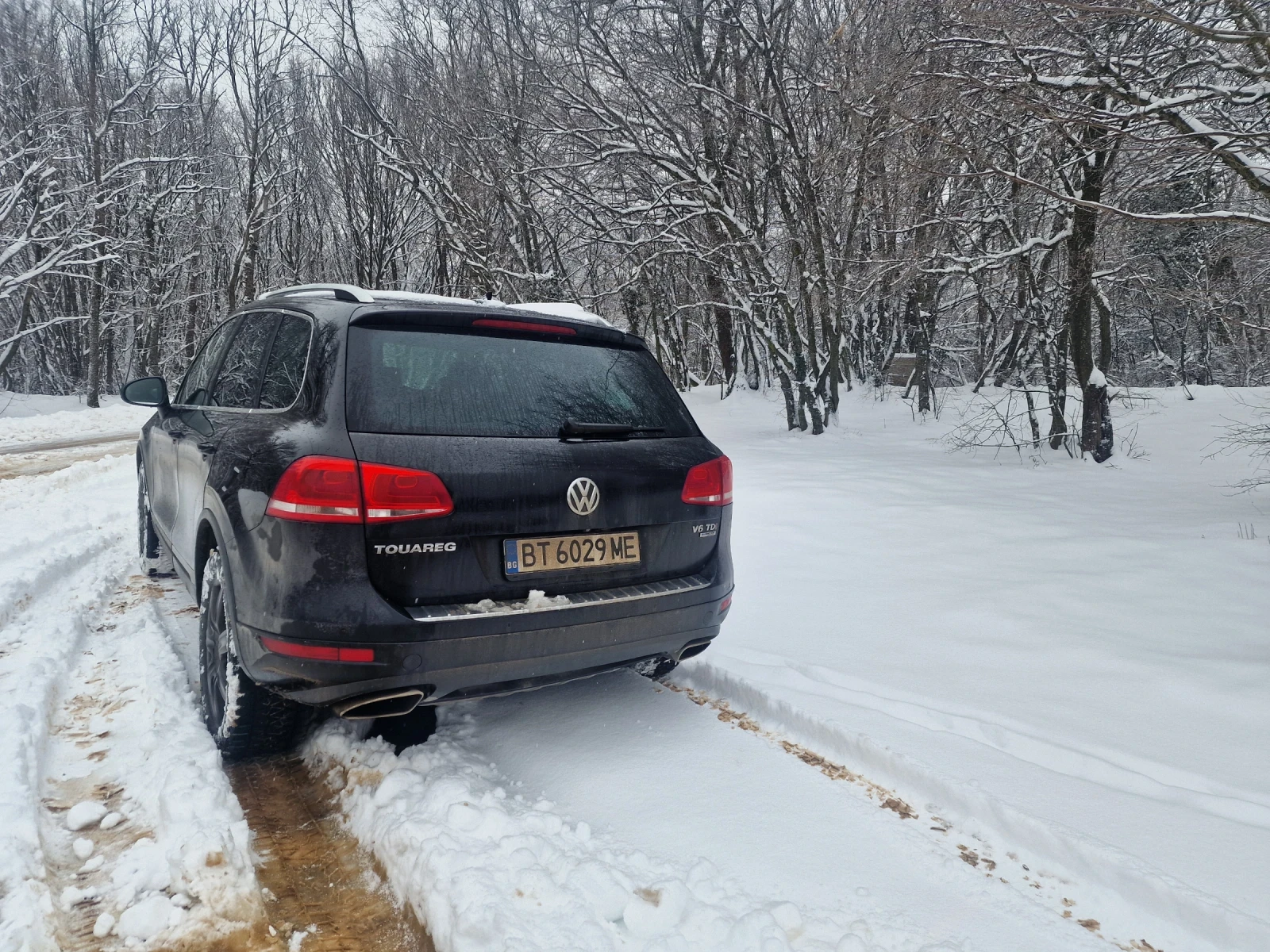 VW Touareg, снимка 4 - Автомобили и джипове - 53590425