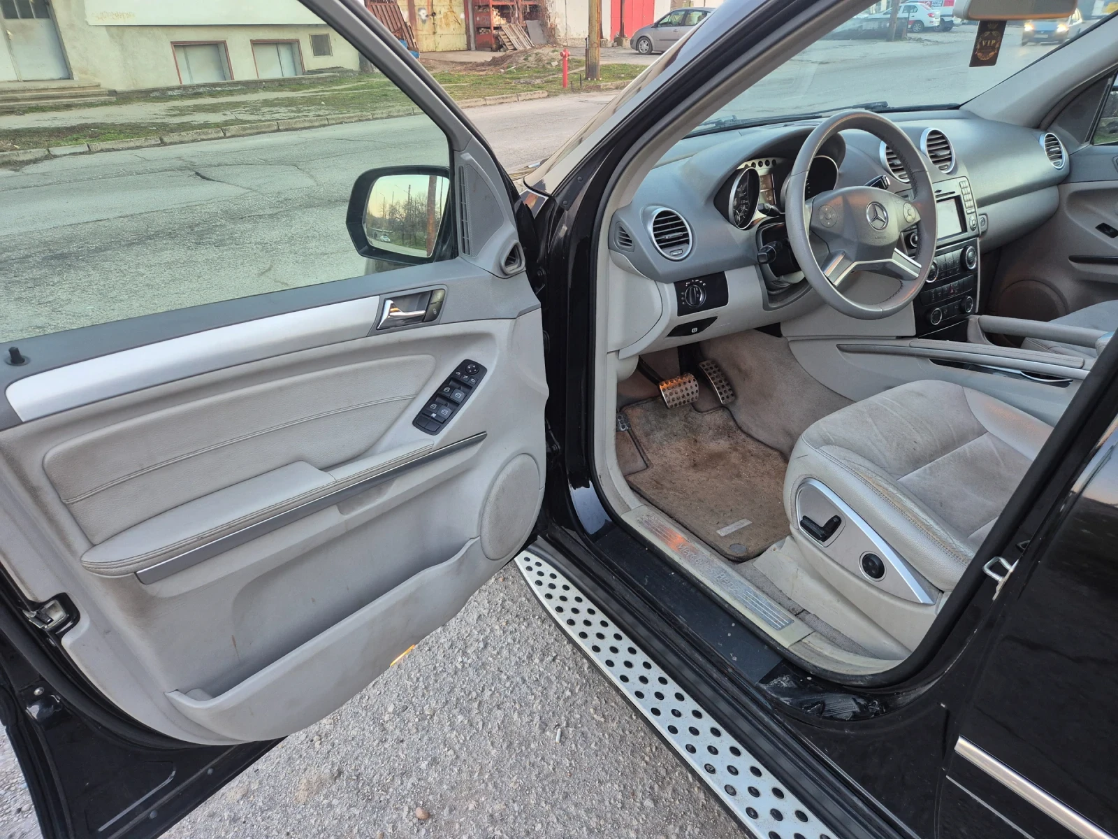 Mercedes-Benz ML 320 OffRoad, снимка 10 - Автомобили и джипове - 53942627