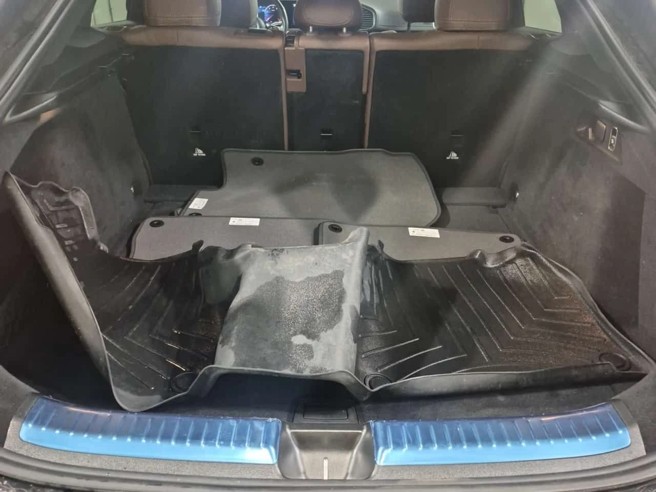 Mercedes-Benz GLE 450  COUPE | HEAD-UP | DIS | 360 | ОБДУХВАНЕ | , снимка 15 - Автомобили и джипове - 54200569