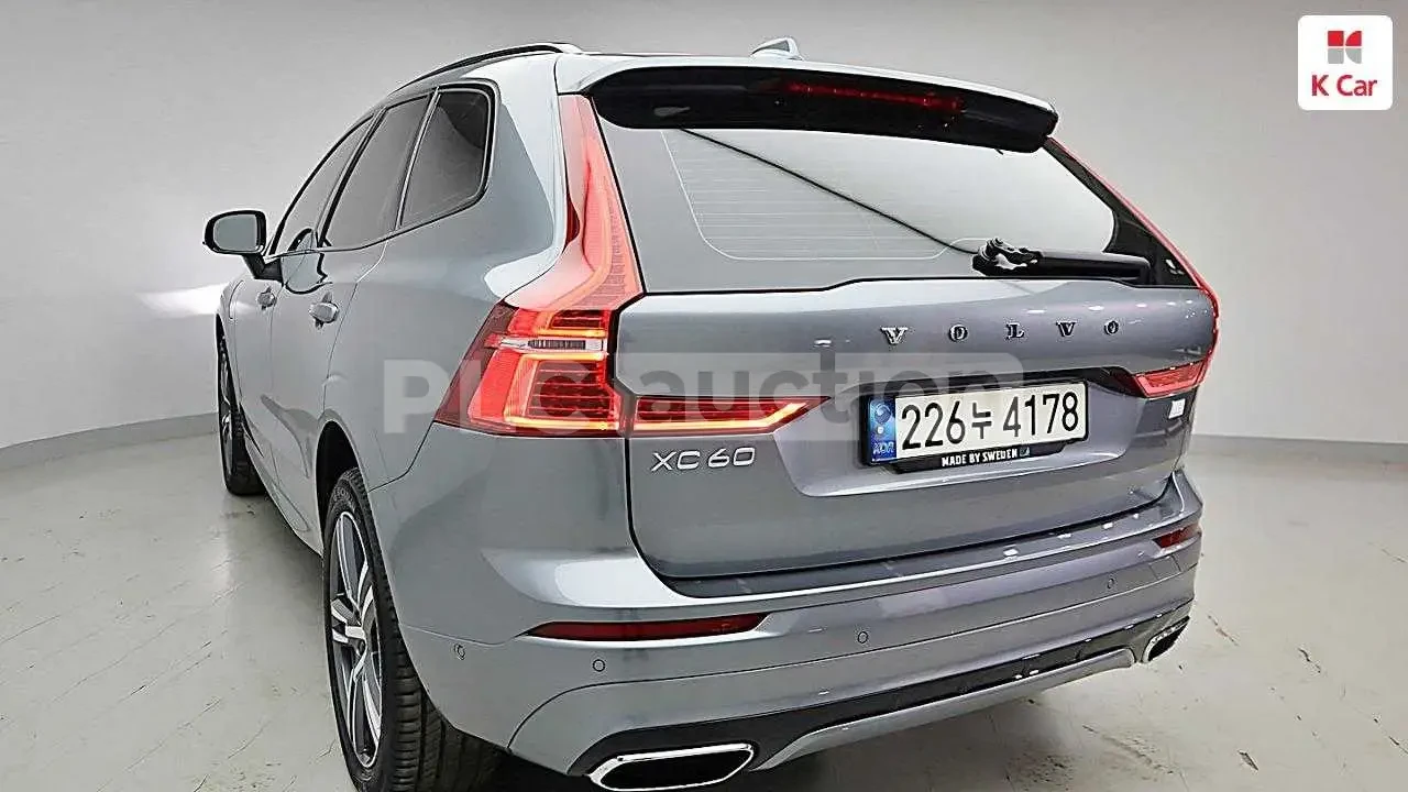 Volvo XC60 T6 PHEV AWD| HARMAN CARDON| DIST| 360CAM| �������� | Mobile.bg � ����������� 3