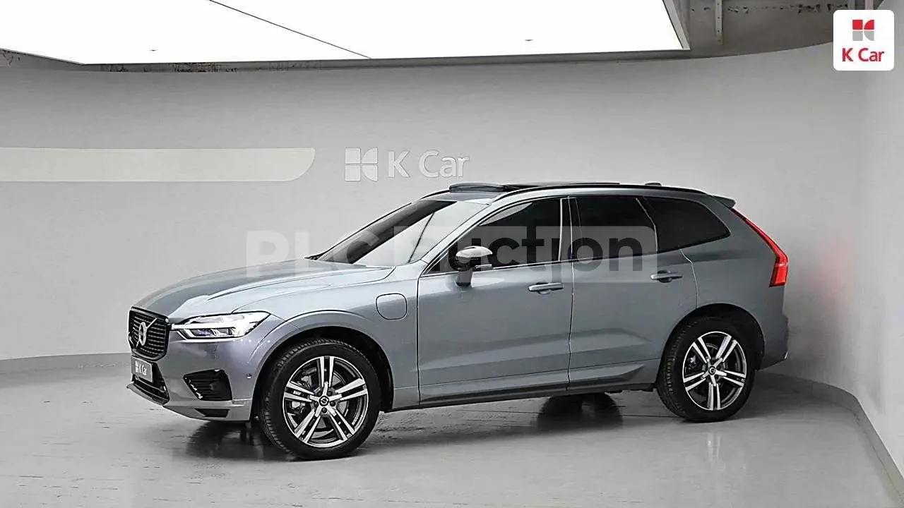 Volvo XC60 T6 PHEV AWD| HARMAN CARDON| DIST| 360CAM| �������� | Mobile.bg � ����������� 4