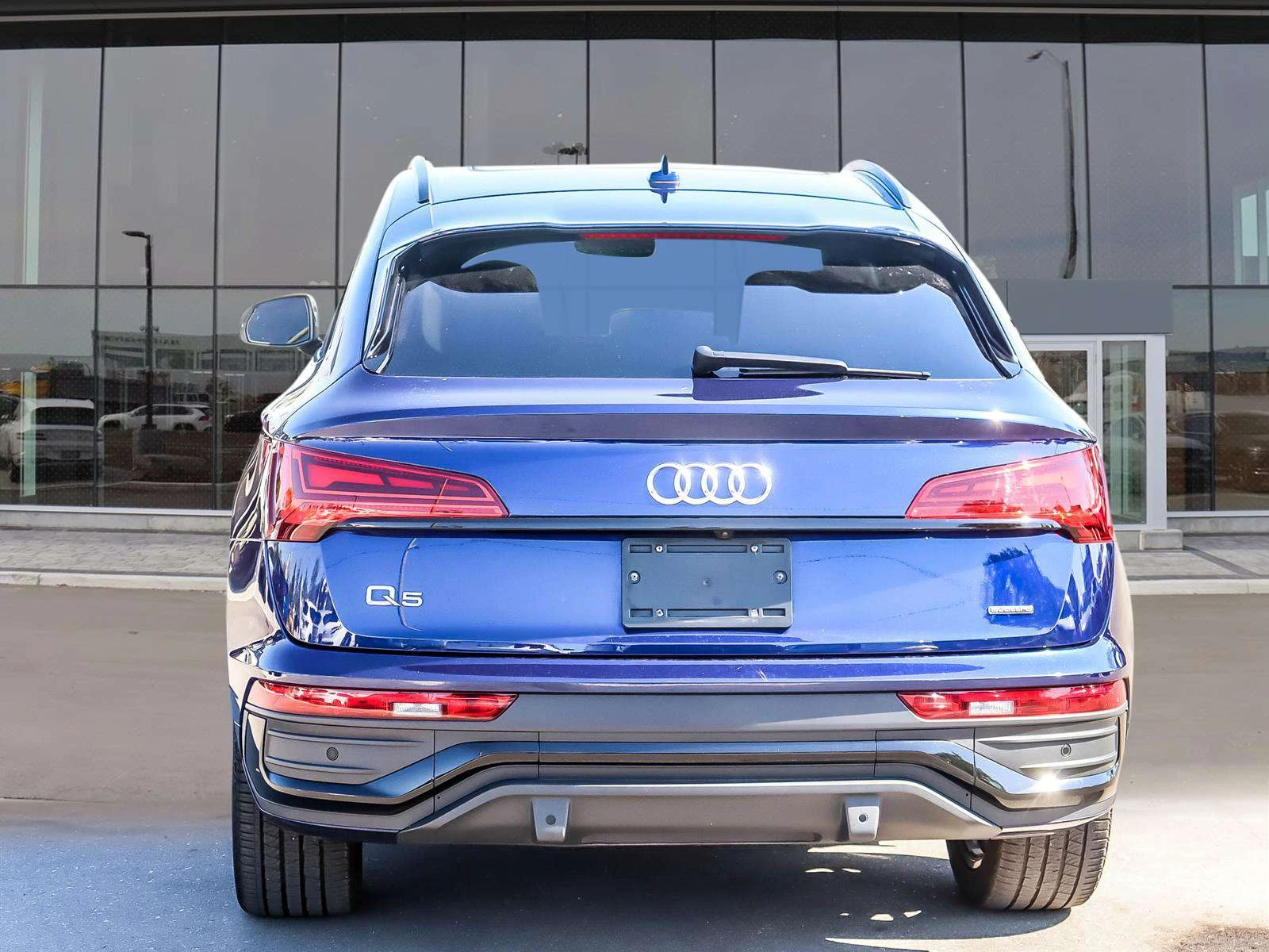 Audi Q5 PROGRESSIV, снимка 3 - Автомобили и джипове - 54823211