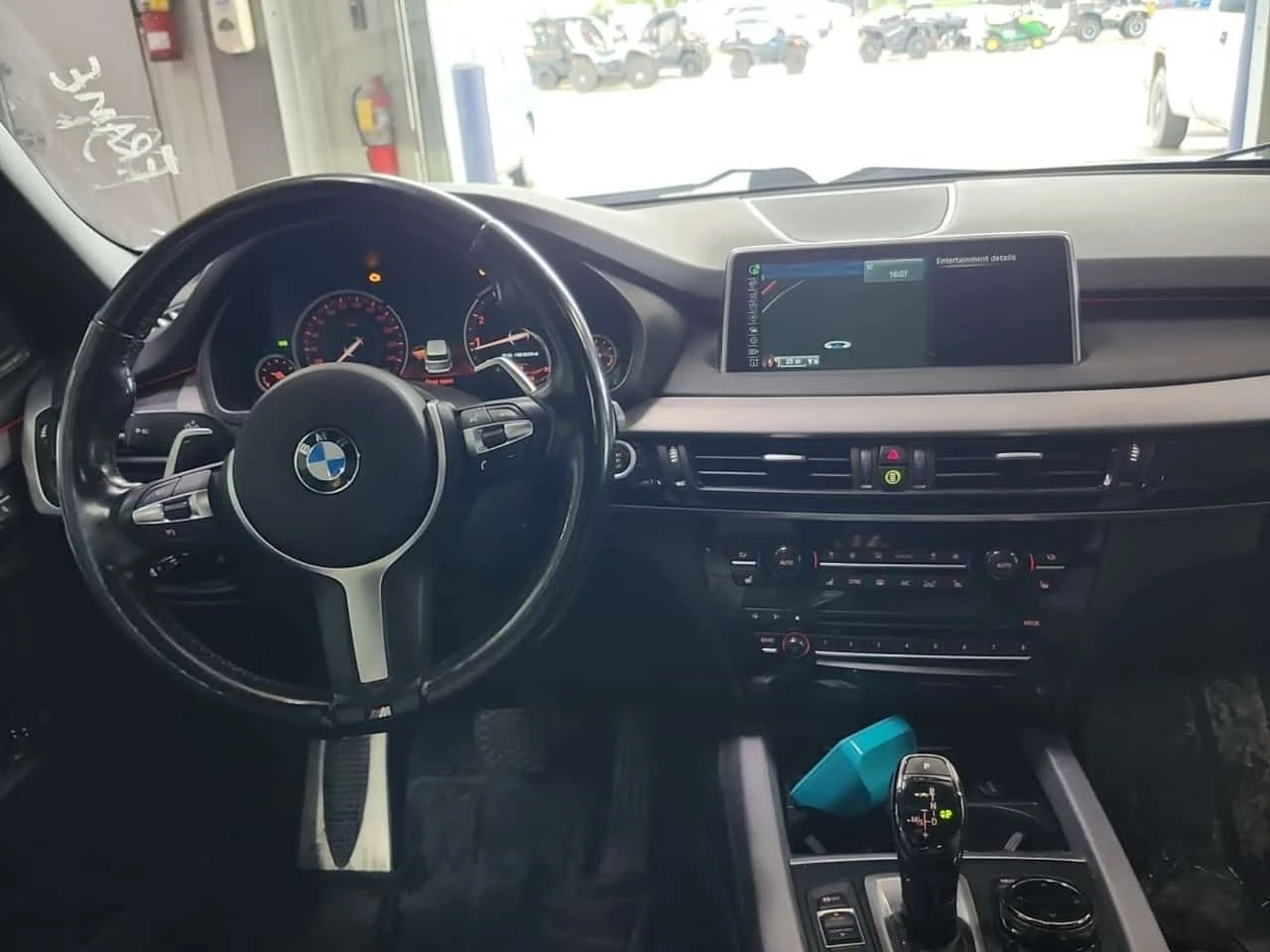 BMW X5  XDRIVE50I | LED | PANO | 360 | ОБДУХВАНЕ , снимка 10 - Автомобили и джипове - 54958781