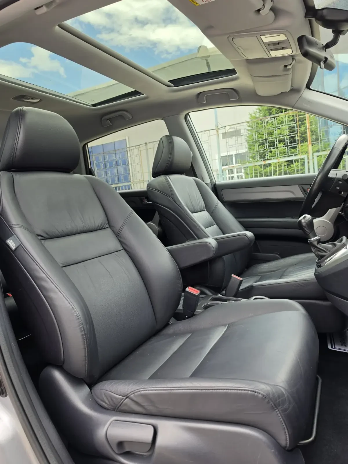 Honda Cr-v 2.0i-VTEC 4x4 TUV 2027г. | Panorama | NAVI, снимка 12 - Автомобили и джипове - 55216149