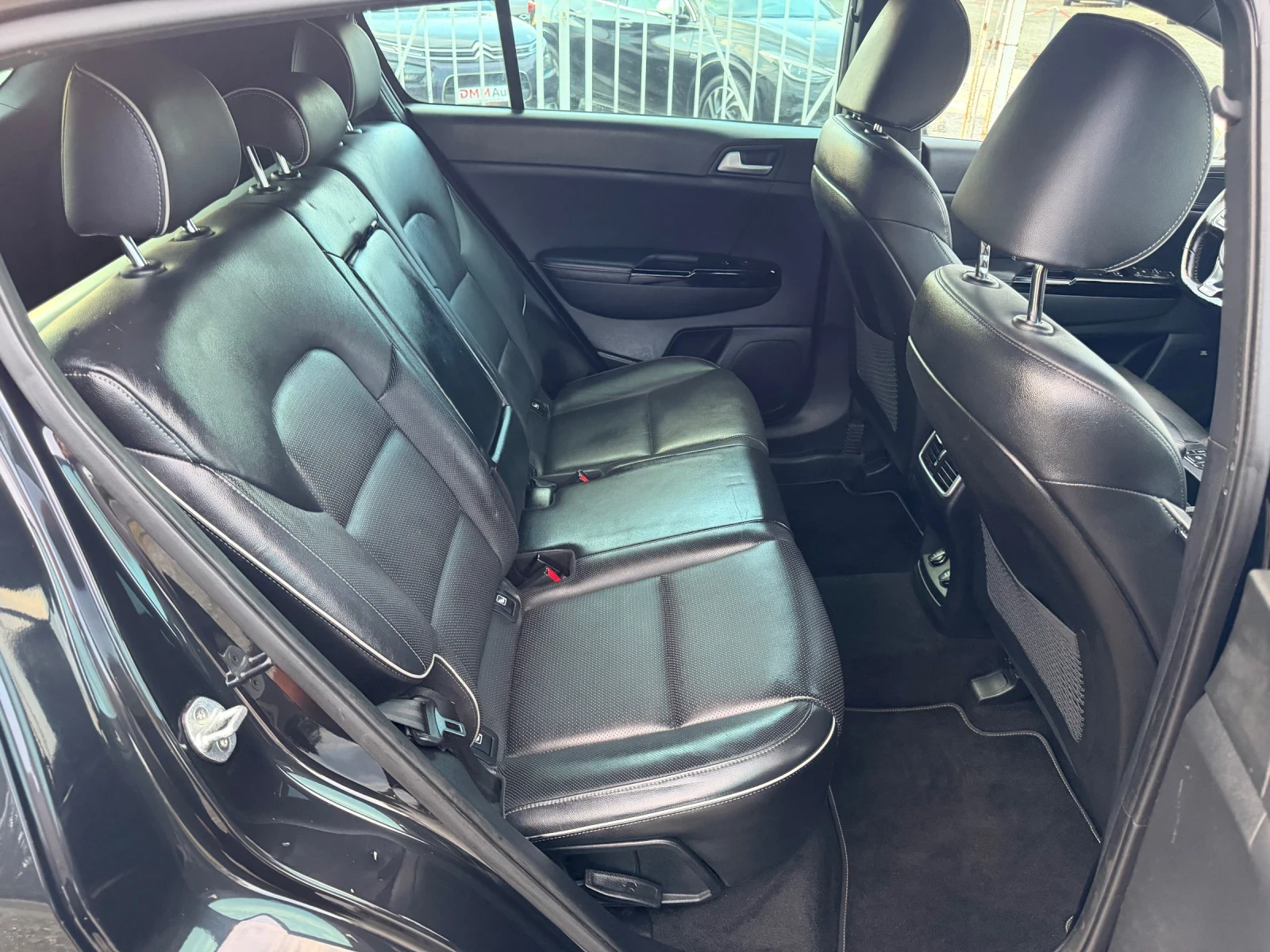 Kia Sportage GT LINE / 4X4 / БЕНЗИН / ЕВРО6 / 137 000 км , снимка 12 - Автомобили и джипове - 55225906