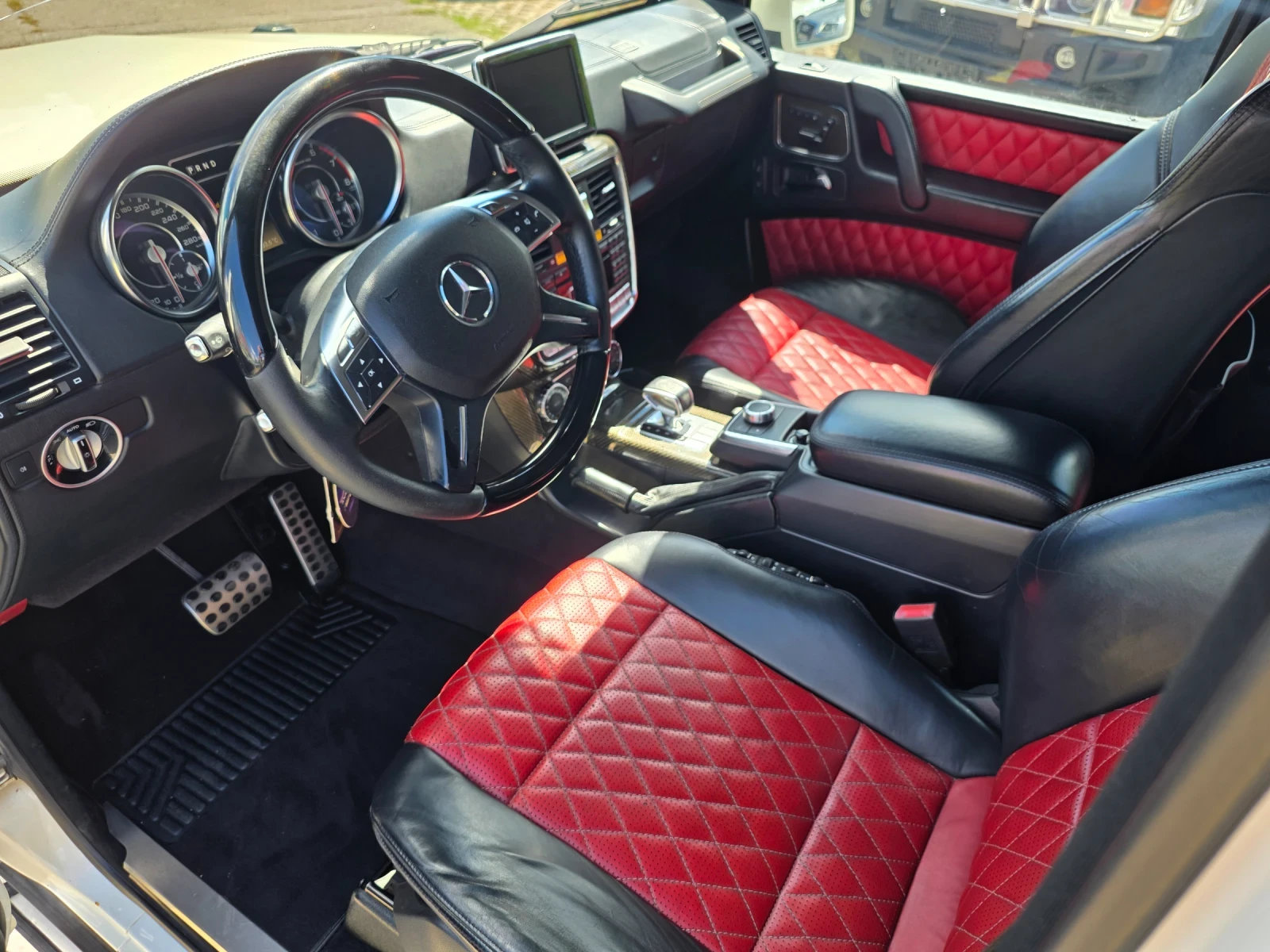 Mercedes-Benz G 63 AMG БАРТЕР ЛИЗИНГ, снимка 8 - Автомобили и джипове - 55950547