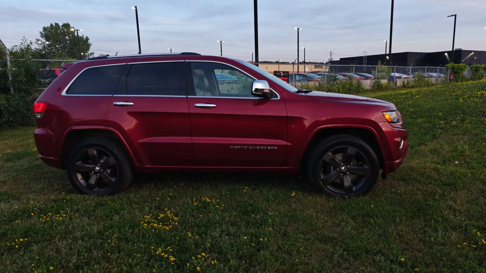 Jeep Grand cherokee 5.7 HEMI * OVERLAND* FULL MAX * КРАЙНА ЦЕНА* , снимка 6 - Автомобили и джипове - 55951956
