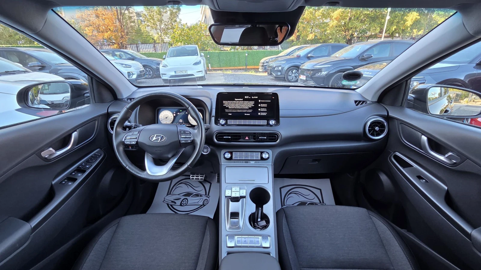 Hyundai Kona SOH100%/Гаранционна/Сервизна книжка, снимка 12 - Автомобили и джипове - 56007281