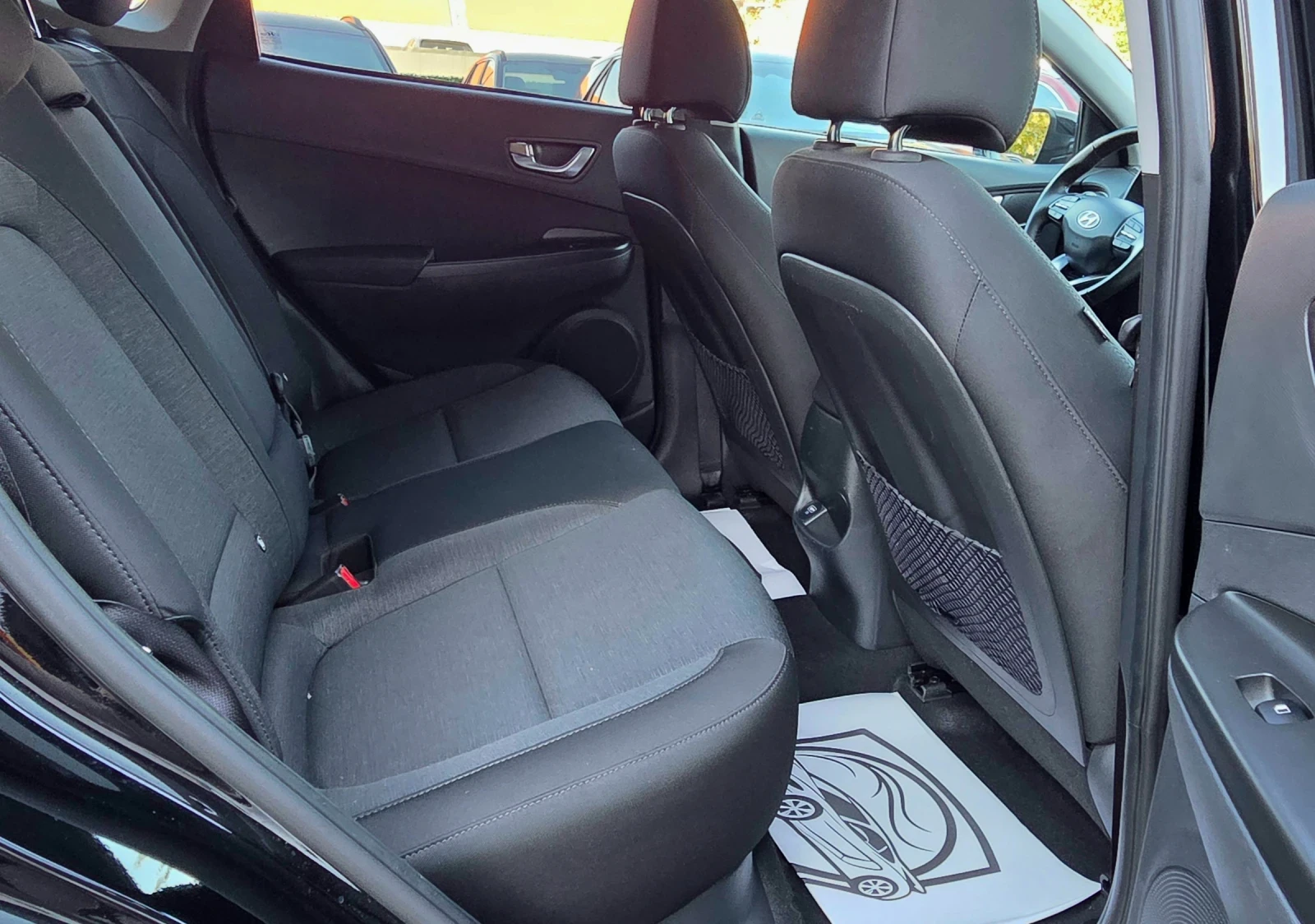 Hyundai Kona SOH100%/Гаранционна/Сервизна книжка, снимка 10 - Автомобили и джипове - 56007281