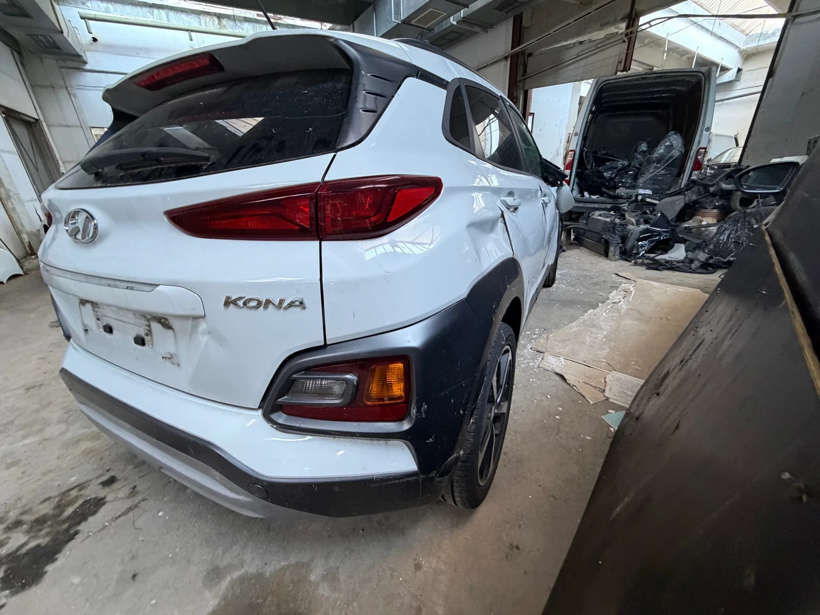 Hyundai Kona  1.0gdi120hp G3LC НА ЧАСТИ, снимка 5 - Автомобили и джипове - 56011621
