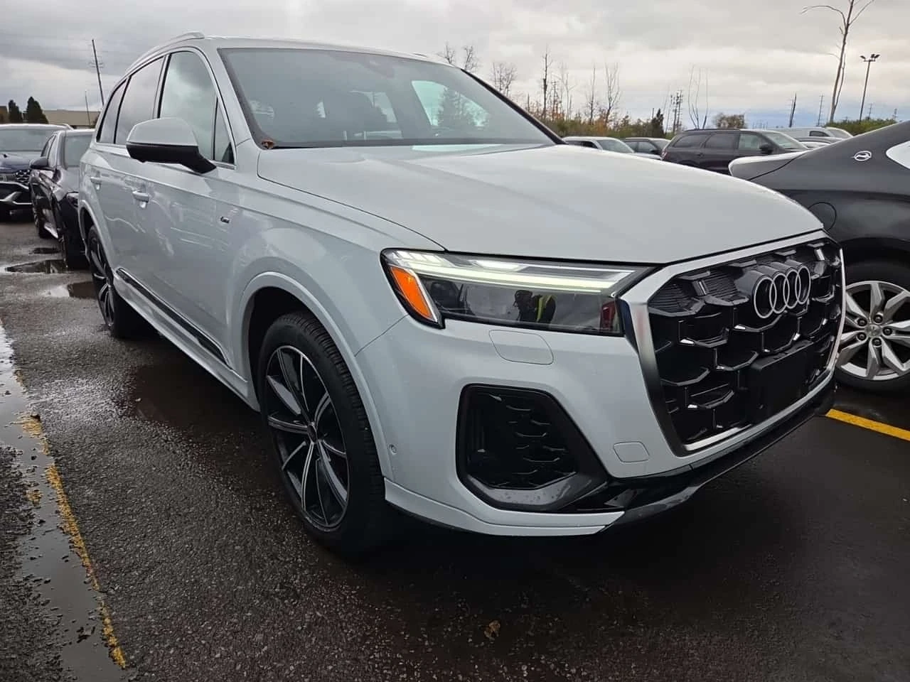 Audi Q7 55 Tfsi Quattro Progressiv / CARFAX / , снимка 2 - Автомобили и джипове - 56738231