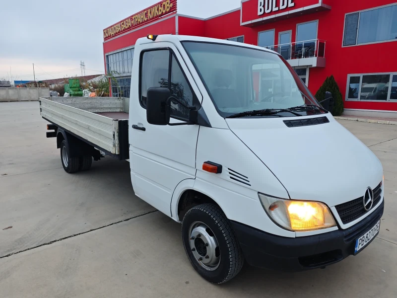 Mercedes-Benz Sprinter 411