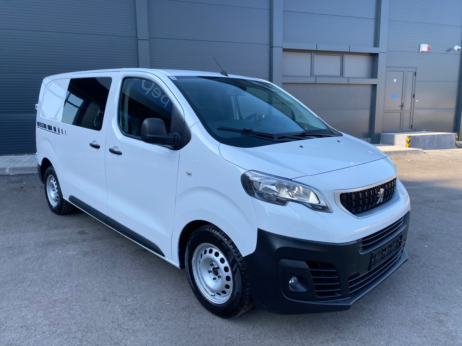 Peugeot Expert * 4+ 1 МЕСТА* 2.0HDI - изображение 6
