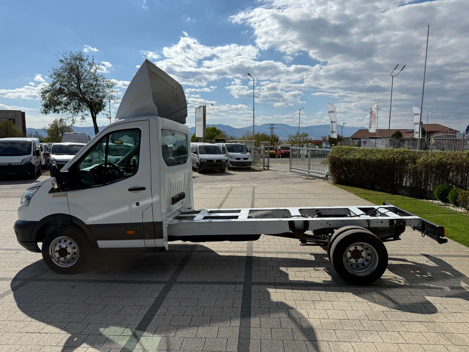 Ford Transit 2.2TDCI 155к.с. до 3.5т. Клима - На шаси  - изображение 5