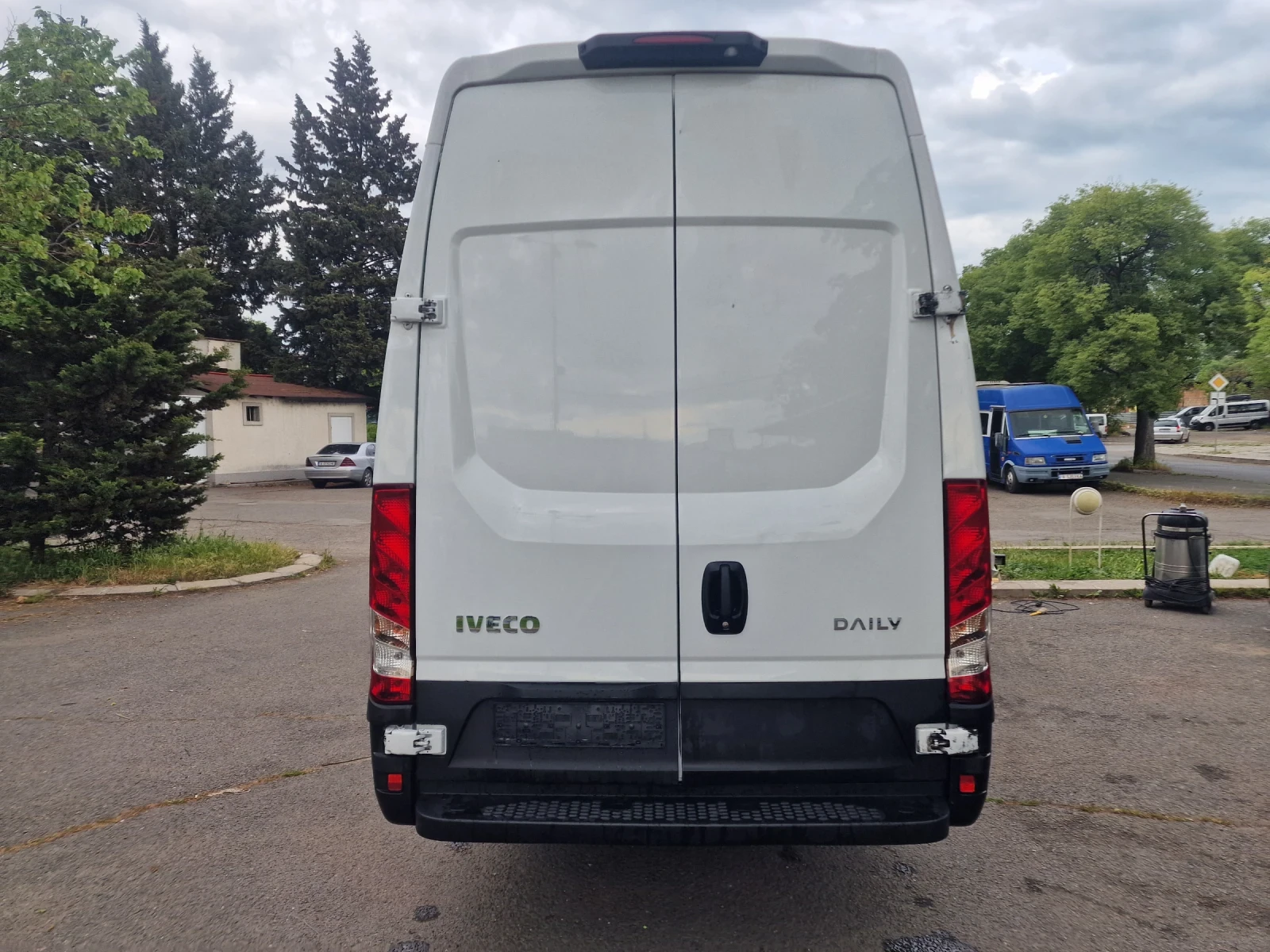 Iveco 35S18 Maxi XXL.  2 бр., снимка 5 - Бусове и автобуси - 54799570