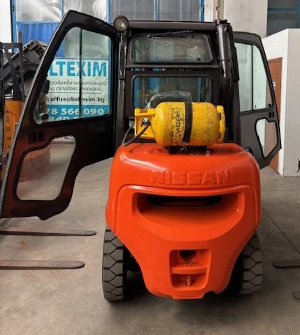  Nissan  -   | Mobile.bg   10