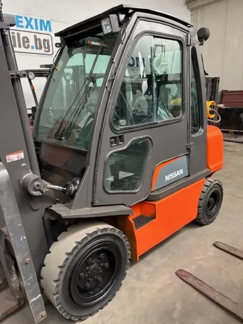  Nissan  -   | Mobile.bg   3