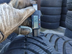 Гуми Зимни 235/45R17, снимка 7