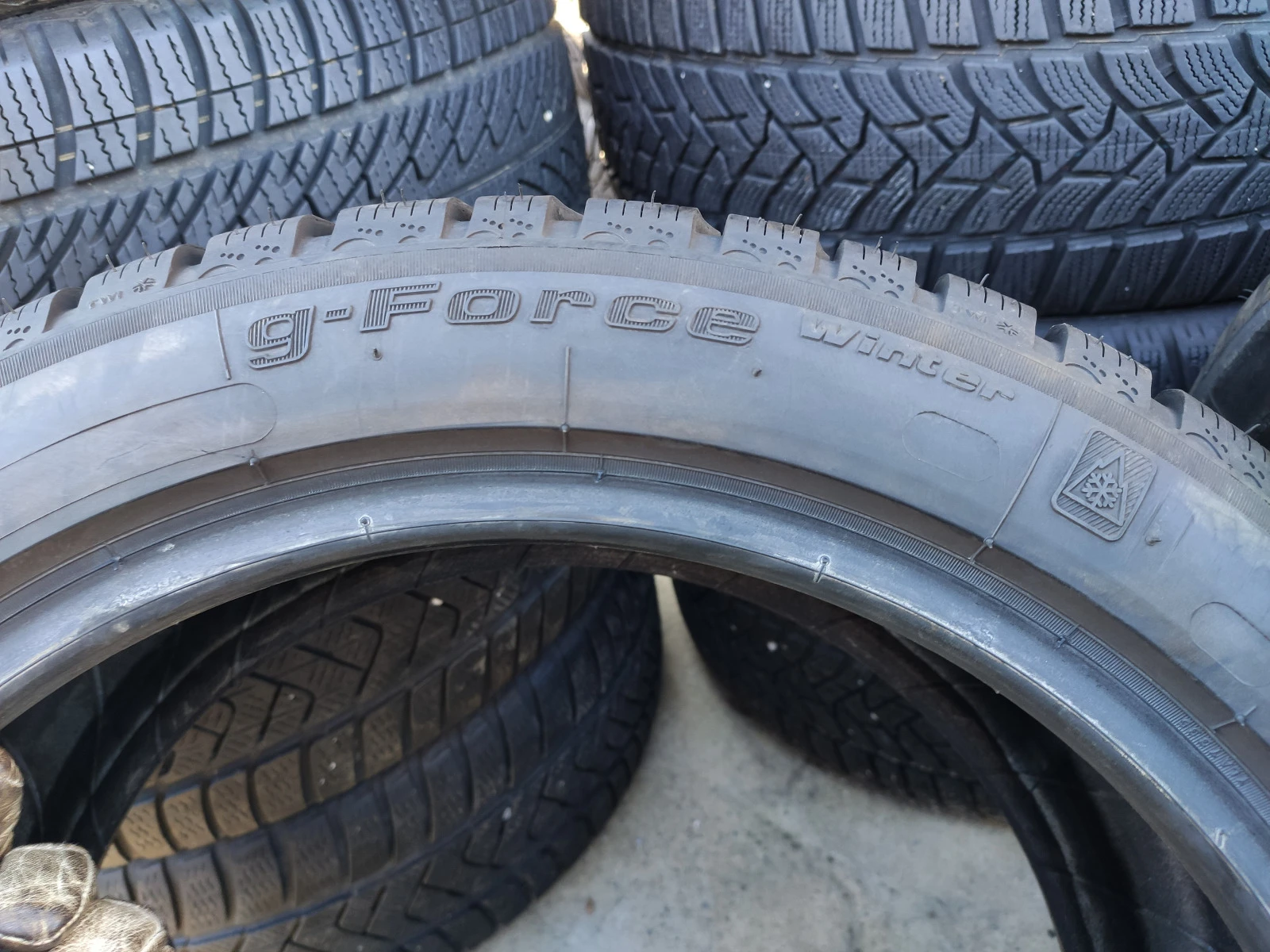  235/45R17 | Mobile.bg   8