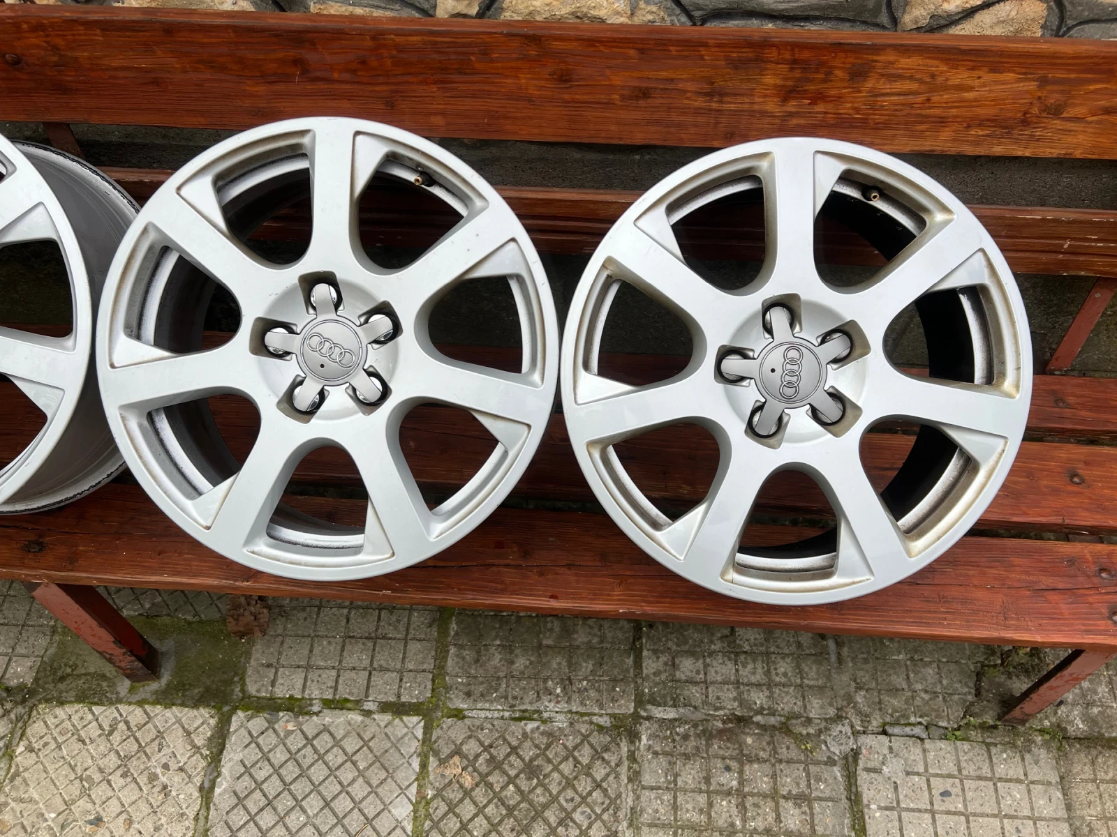 ������ | Mobile.bg � ����������� 3